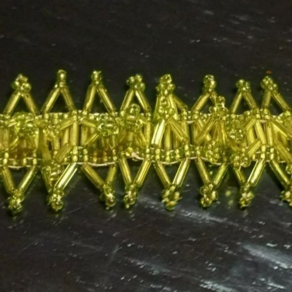 Vintage Czech Bugle Seed Bead Lace Woven Pattern Green/Peridot 6.5" Bracelet - Picture 2 of 3